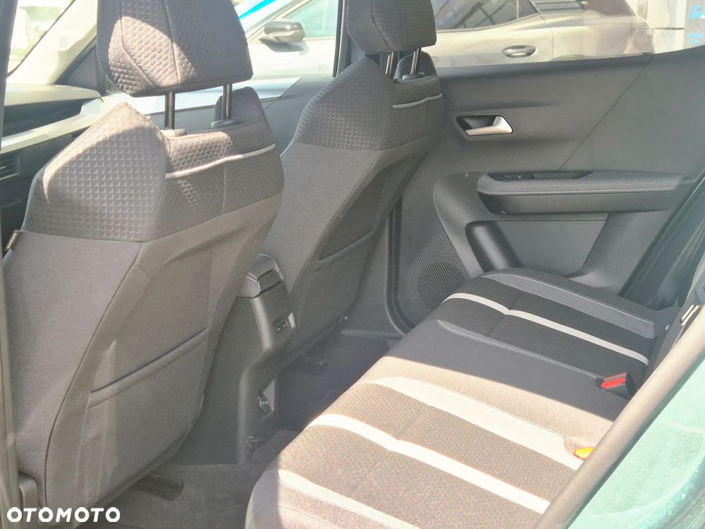 Opel Frontera 1.2 T mHEV GS eDTC6 - 15