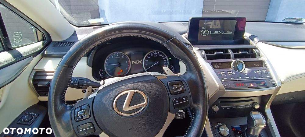 Lexus NX 300 Elegance AWD - 9