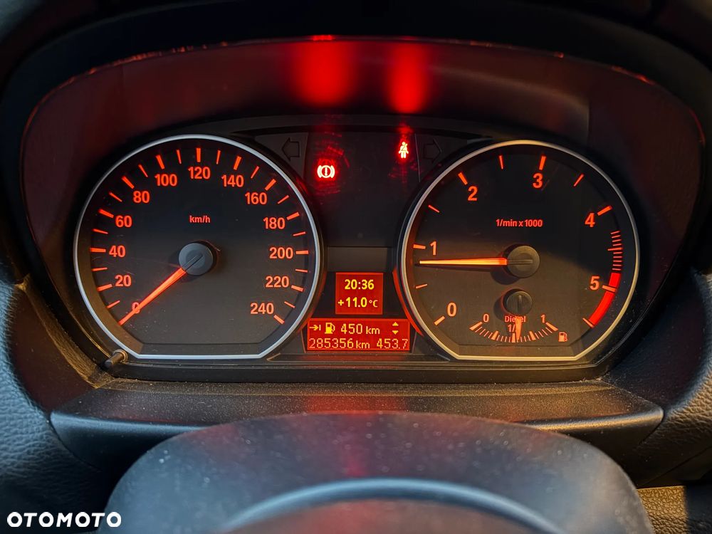 BMW Seria 1 118d - 9