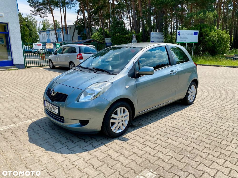 Toyota Yaris 1.3 Luna - 8