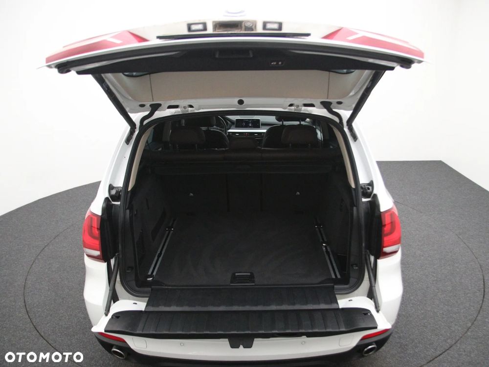 BMW X5 xDrive30d - 38
