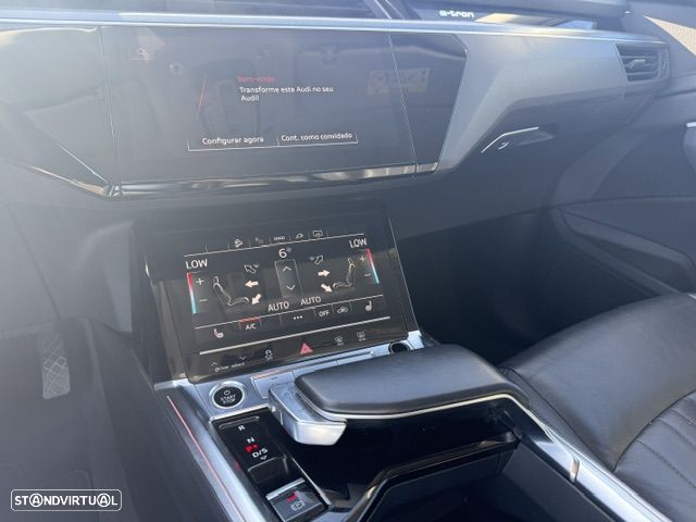 Audi e-tron 55 quattro - 34