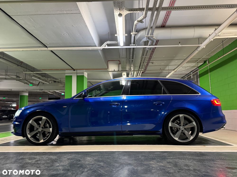 Audi A4 Avant 2.0 TDI DPF quattro S tronic S line Sportpaket