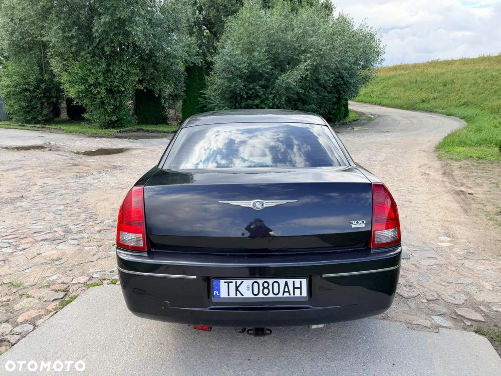 Chrysler 300C 3.5 V6 - 4