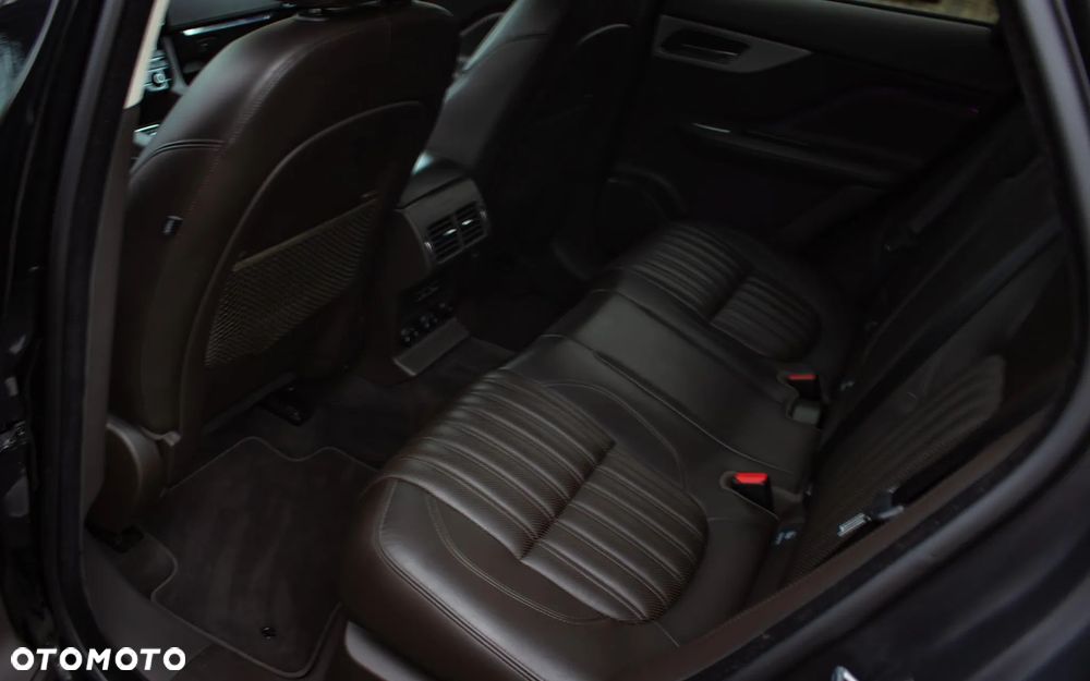 Jaguar F-Pace 2.0 i4D AWD Portfolio - 8