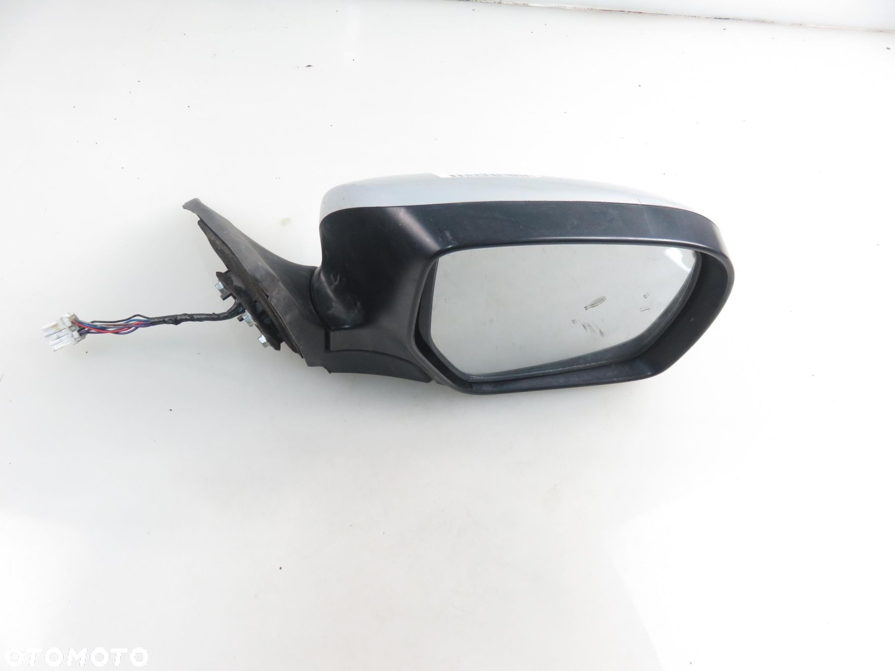 LUSTERKO PRAWE SUBARU IMPREZA III 7 PIN  C3S - 1