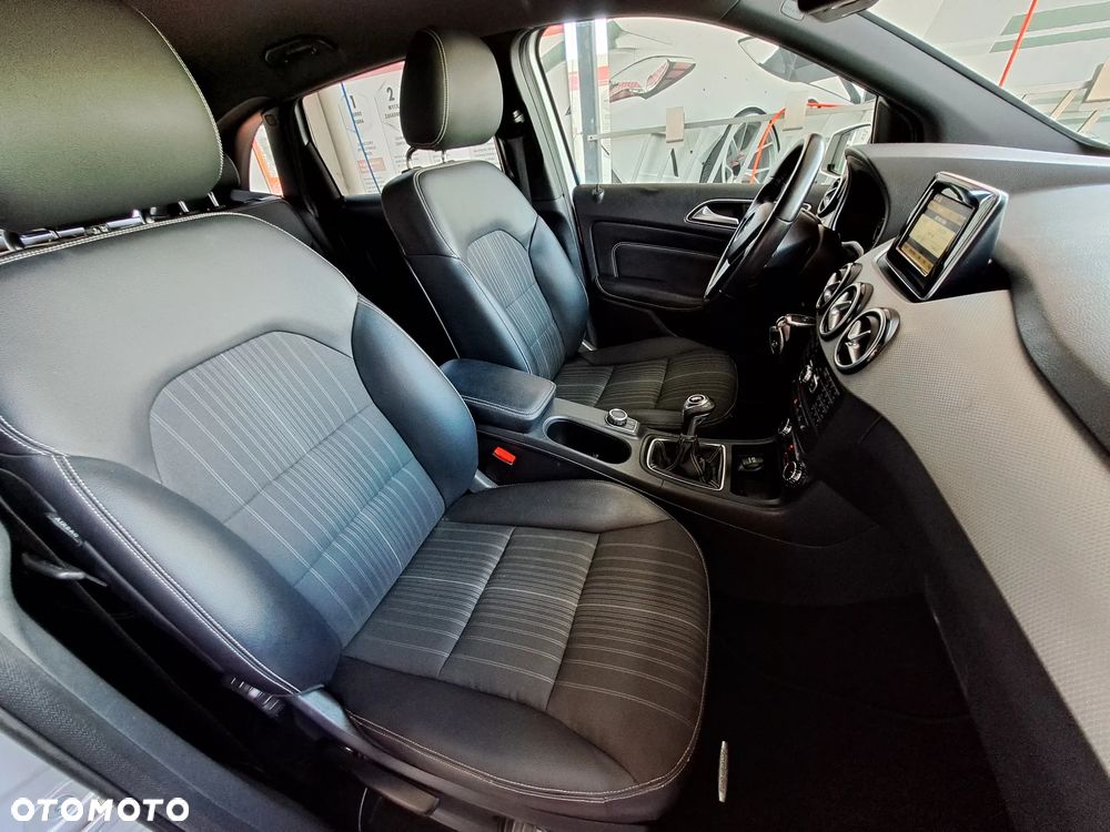 Mercedes-Benz Klasa B 200 (BlueEFFICIENCY) - 6