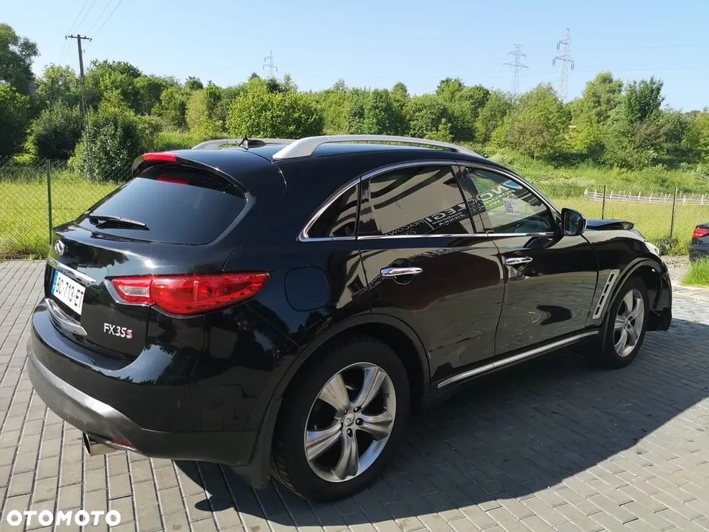 Infiniti FX - 6