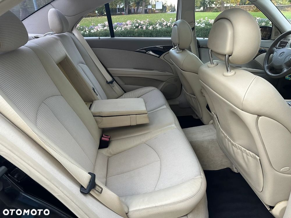 Mercedes-Benz Klasa E 200 CDI Automatik Avantgarde DPF - 34