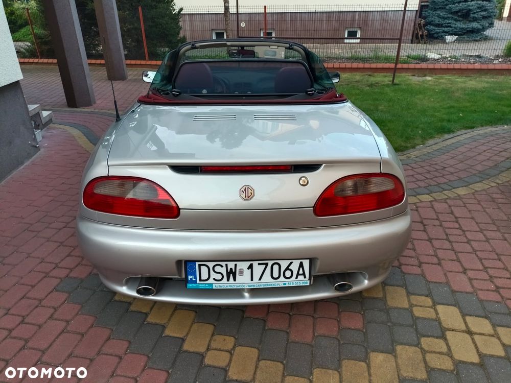 Rover MG - 5