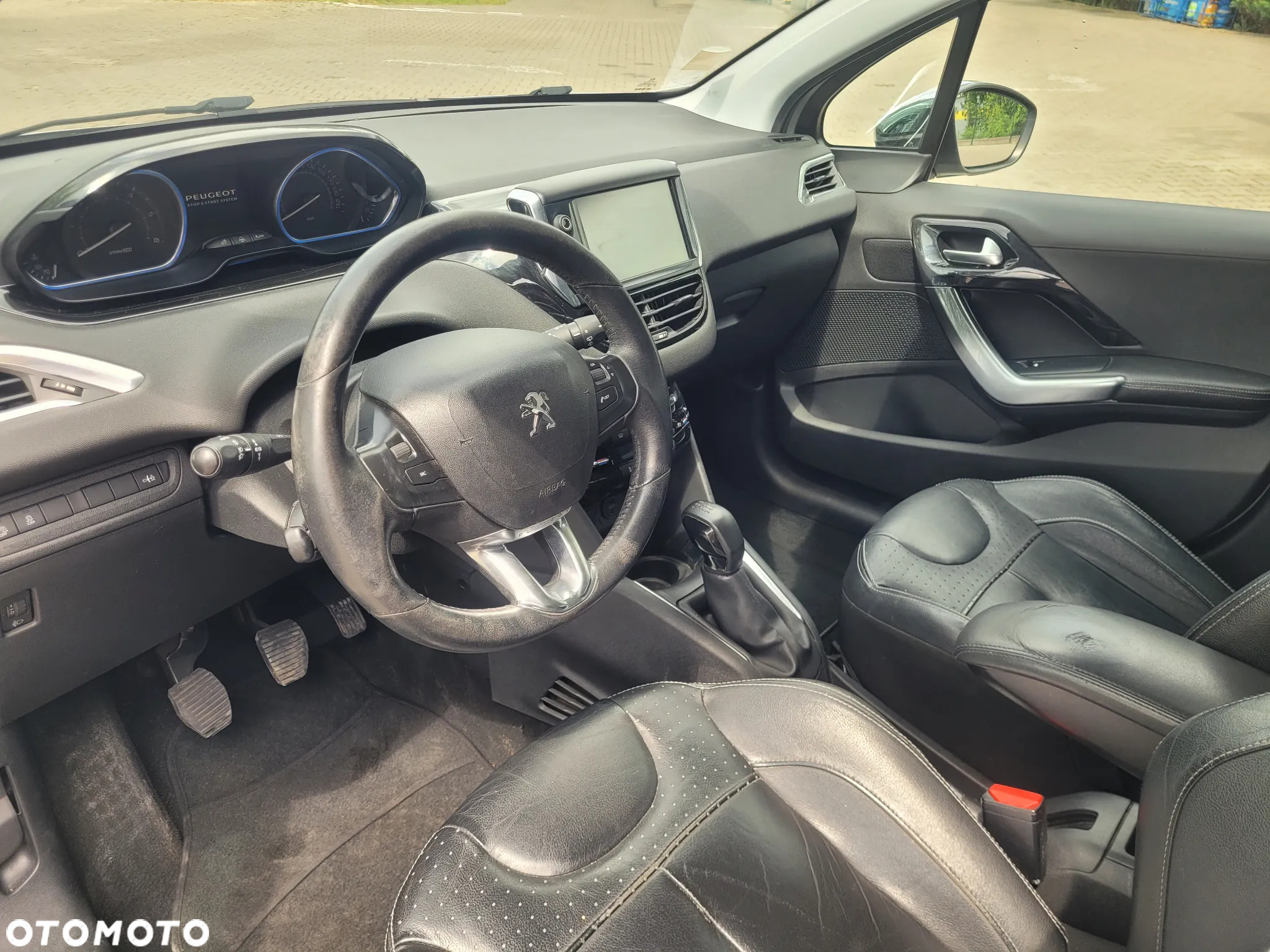 Peugeot 208 1.4 HDi Business Line - 14