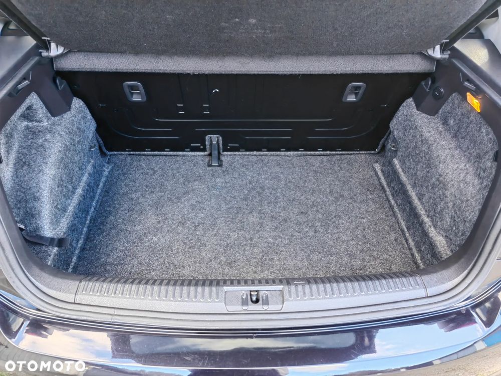 Volkswagen Polo 1.4 16V Trendline - 19