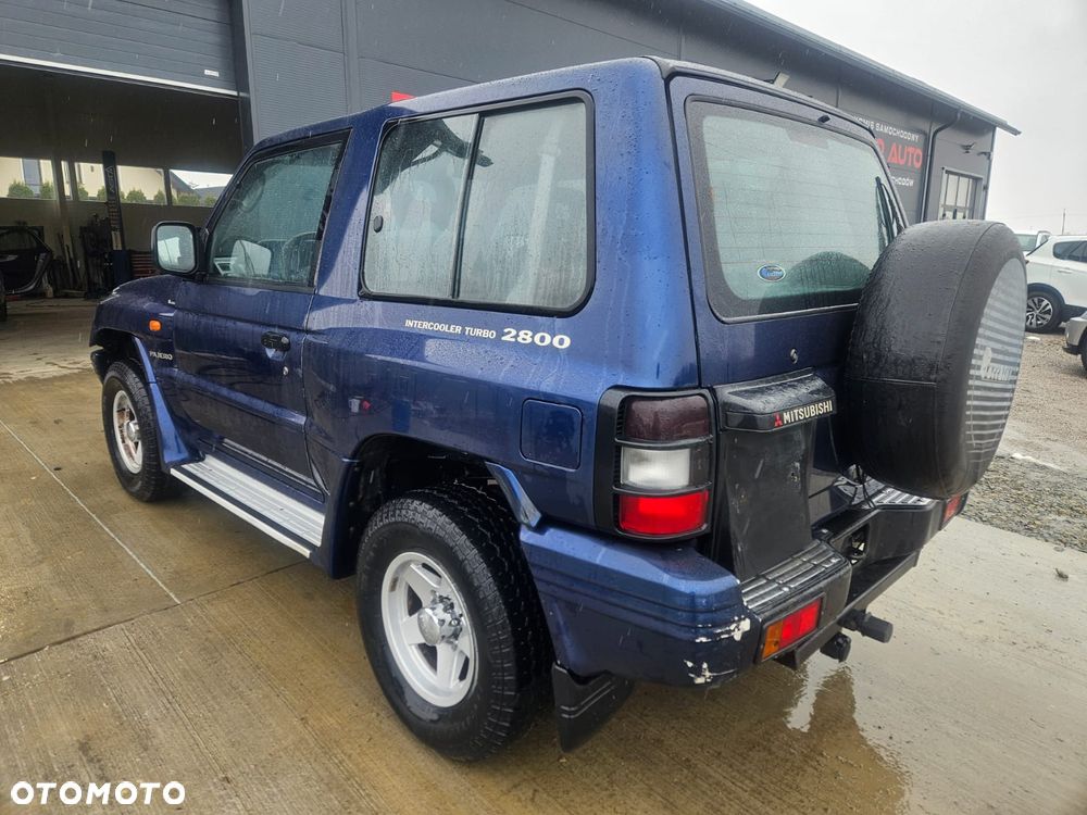 Mitsubishi Pajero - 7