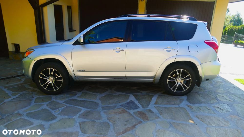 Toyota Rav4 2008 photo 2