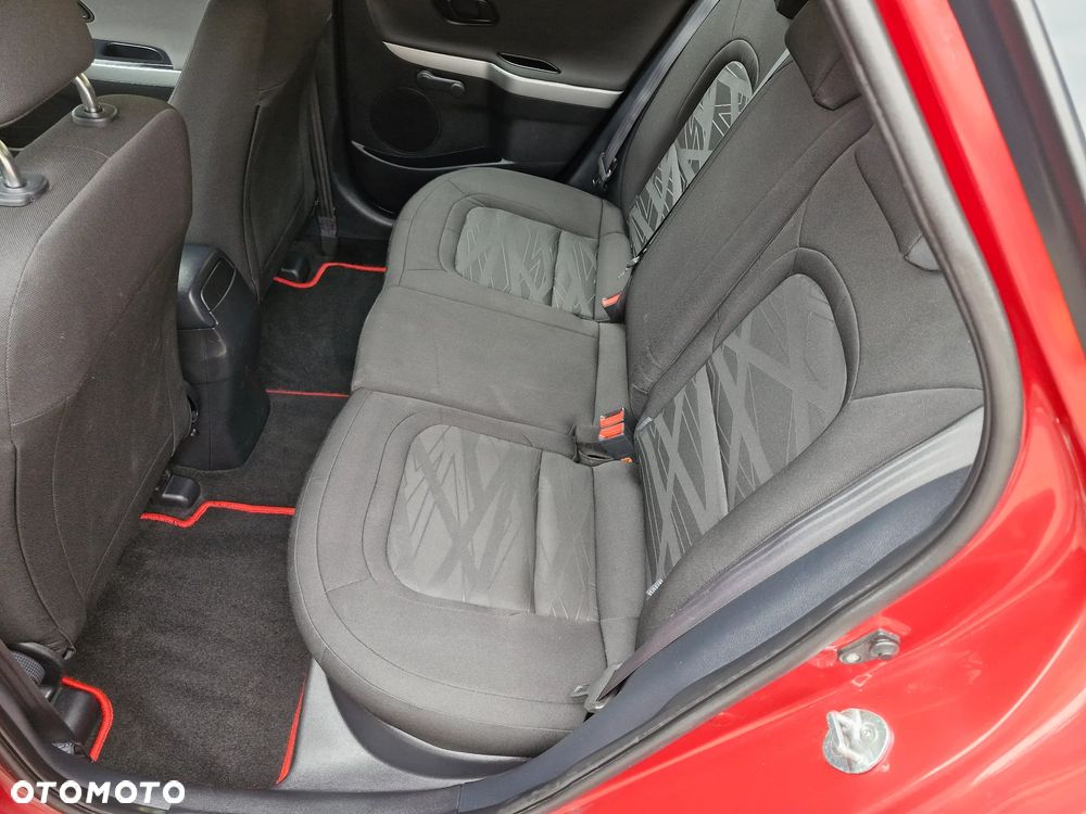 Kia Ceed 1.4 CVVT Dream-Team Edition - 8