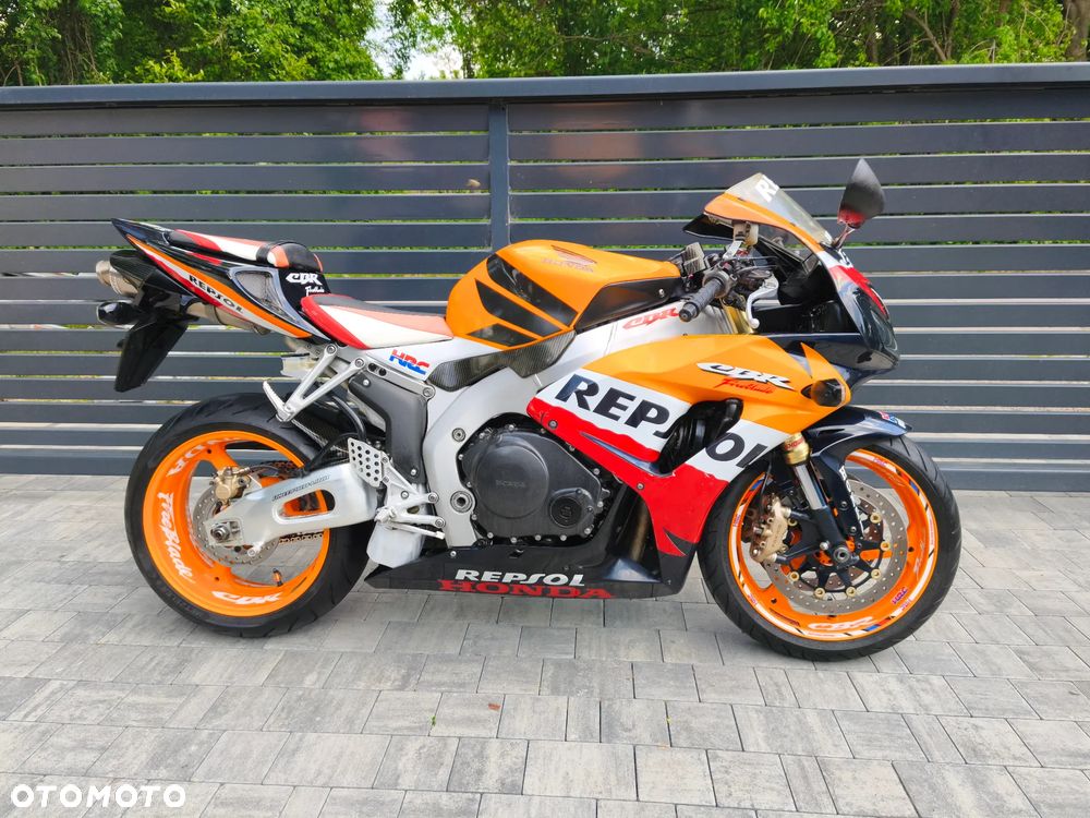 Honda CBR - 30