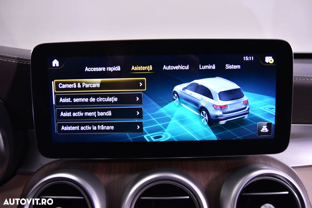 Mercedes-Benz GLC 300 e 4MATIC - 20