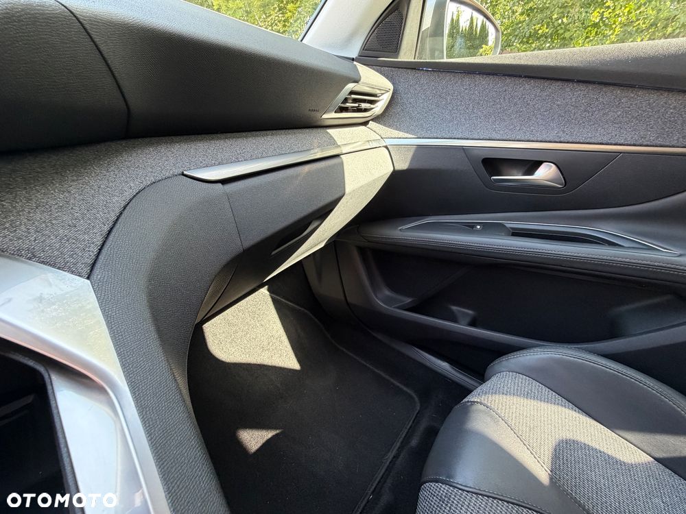 Peugeot 3008 1.5 BlueHDi Allure Pack S&S - 14