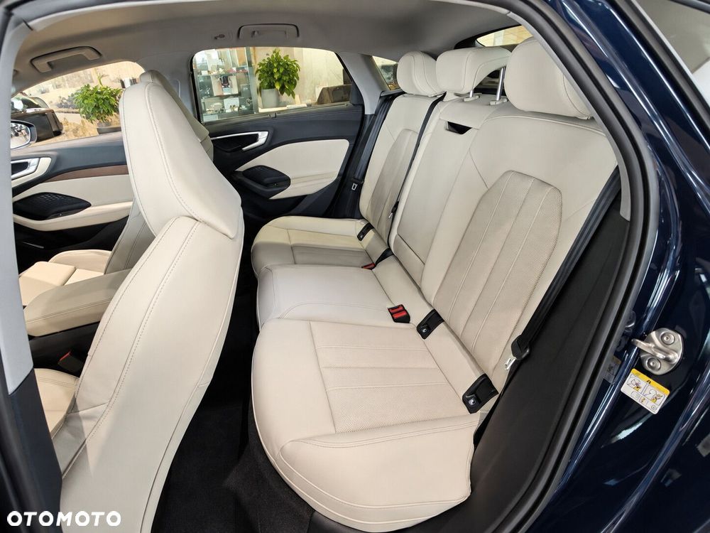 Audi A5 Limousine - 21
