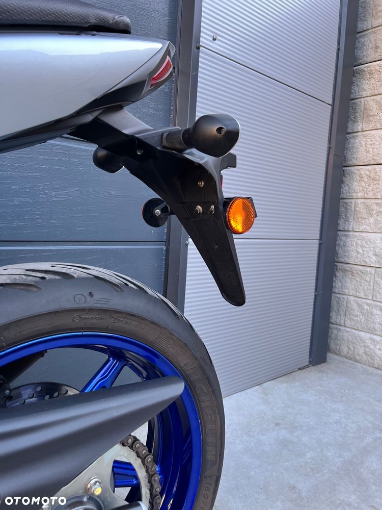 Suzuki SV - 33
