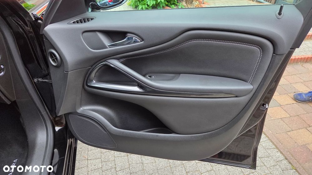 Opel Zafira 1.4 Turbo (ecoFLEX) Start/Stop Innovation - 28