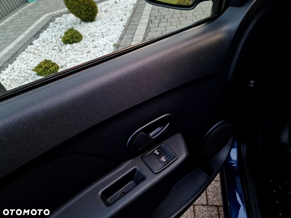 Dacia Sandero 1.0 SCe Ambiance - 11