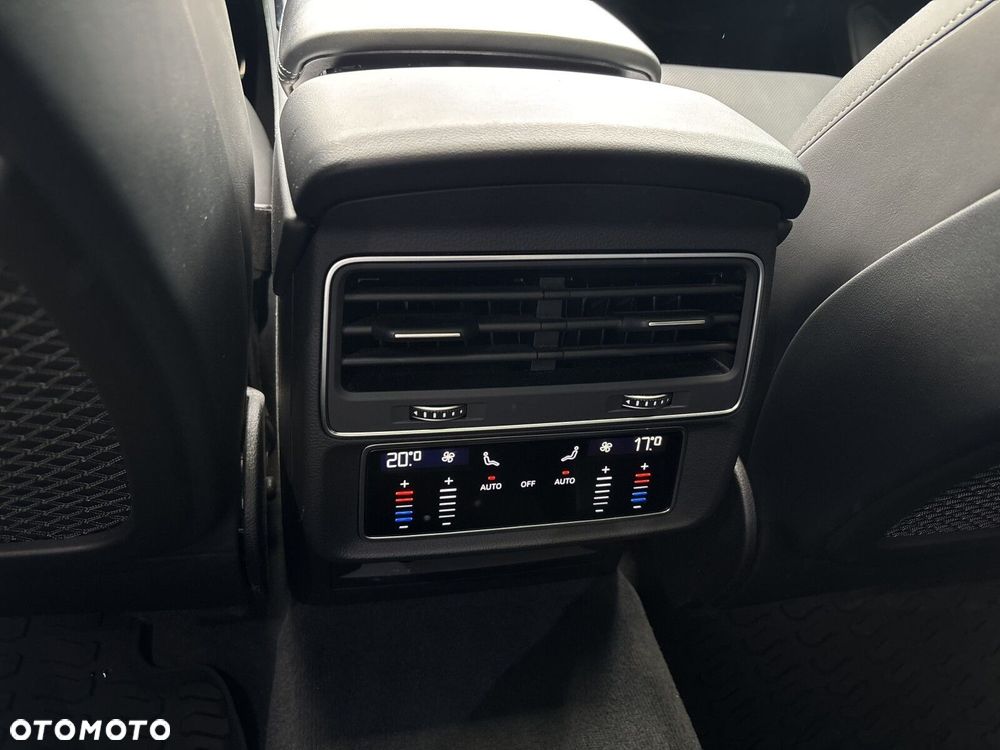Audi Q7 - 36
