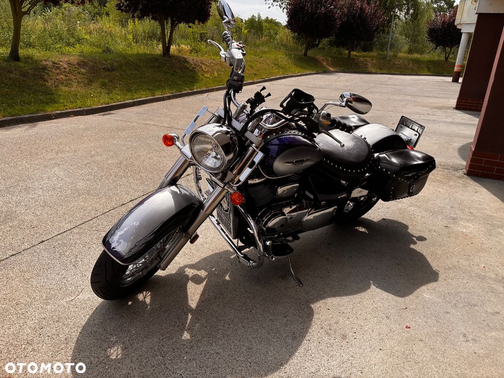 Suzuki VL 800 Volusia - Boulevard C50 - 1