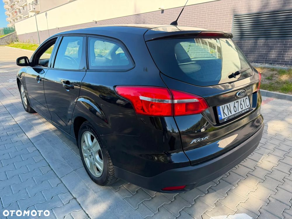 Ford Focus - 10