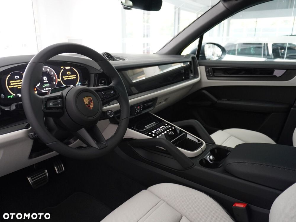 Porsche Cayenne S E-Hybrid PHEV Black Edition - 30