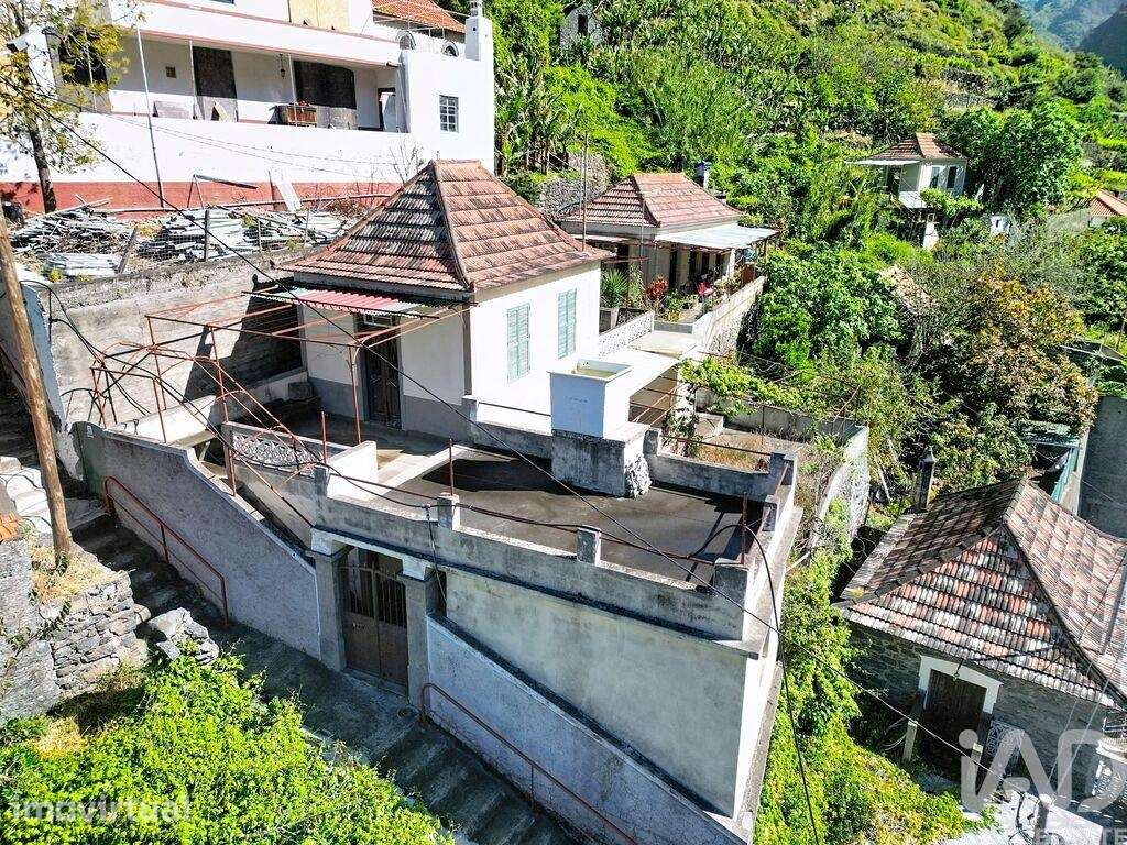 Casa / Villa T2 em Ribeira Brava de 114 m2 - Grande imagem: 2/18