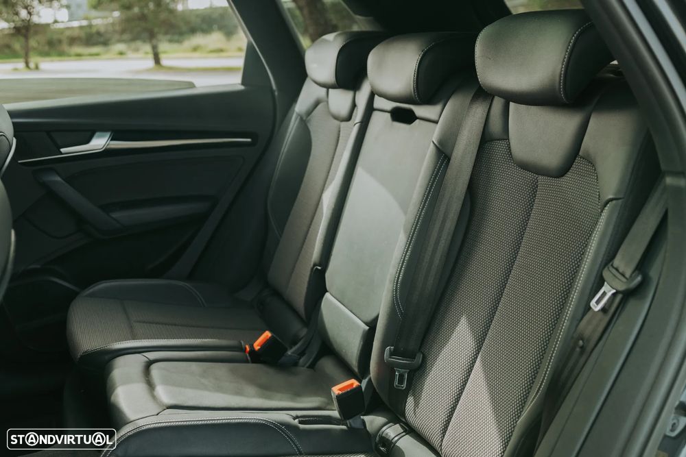 Audi Q5 50 TFSI e quattro S tronic sport - 8