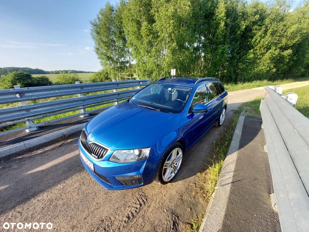 Skoda Octavia 2.0 TDI RS DSG - 22