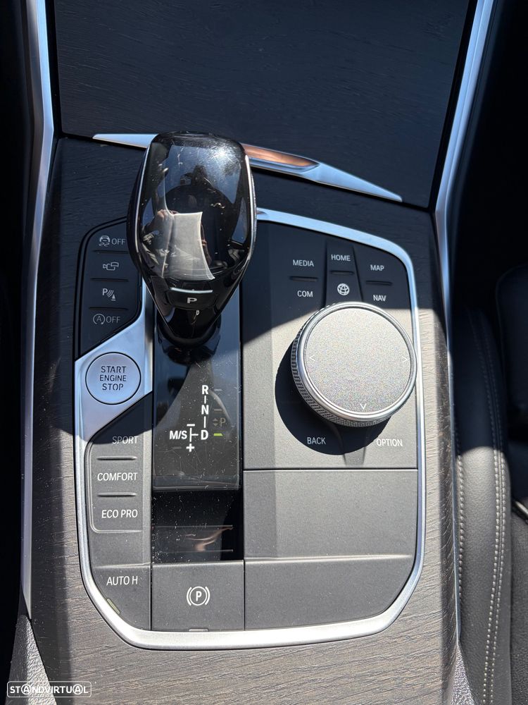 BMW 320 d Line Luxury Auto - 23