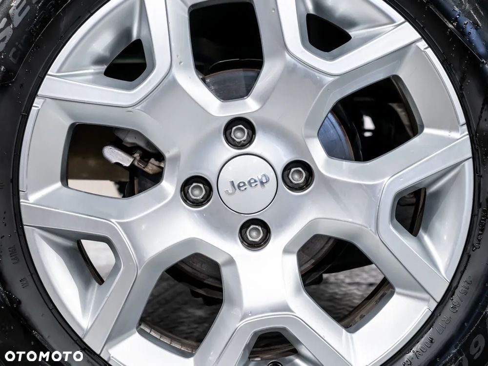 Jeep Avenger 1.2 GSE T3 Altitude FWD - 13