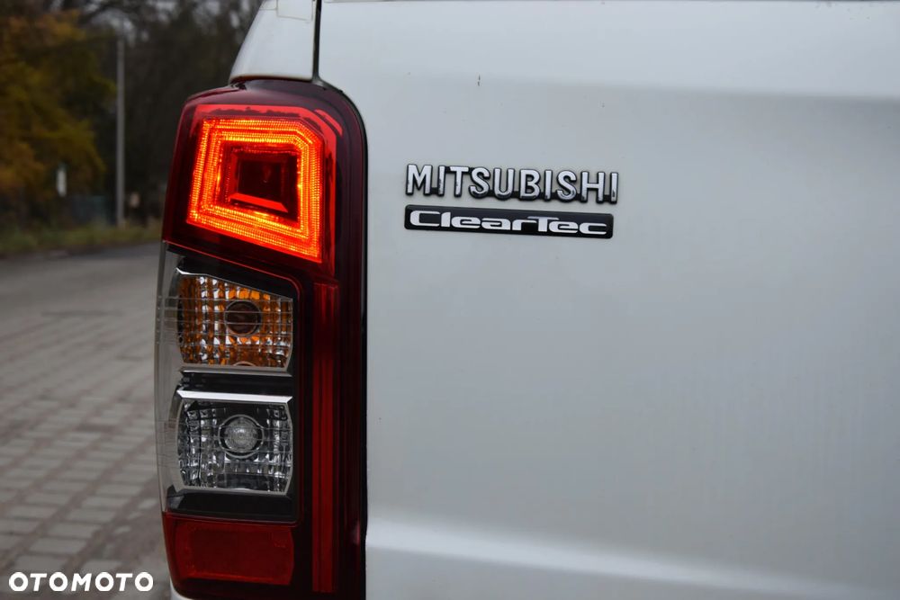 Mitsubishi L200 2.2 d DC Intense - 30
