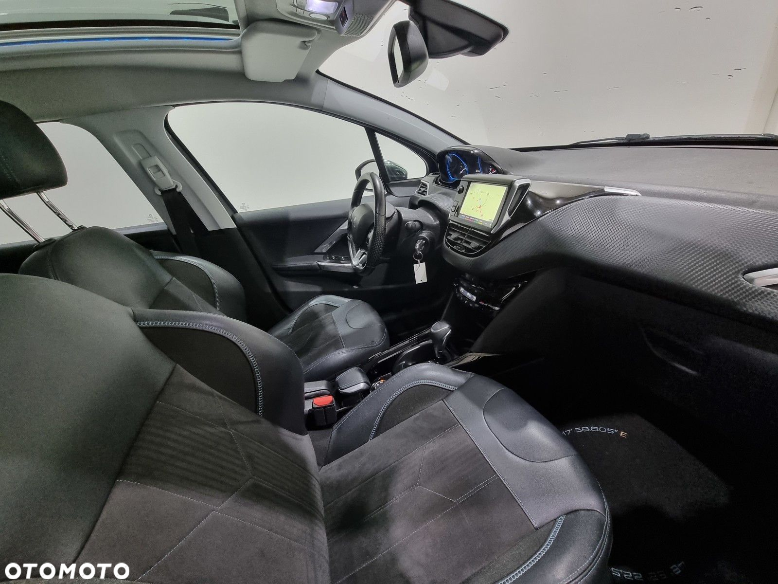 Peugeot 2008 - 16
