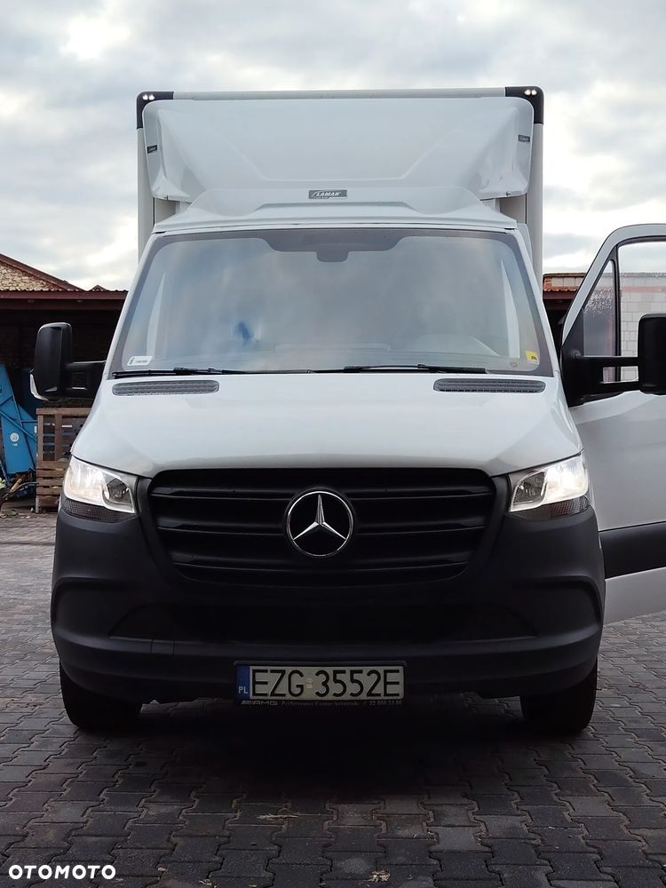 Mercedes-Benz Sprinter - 19