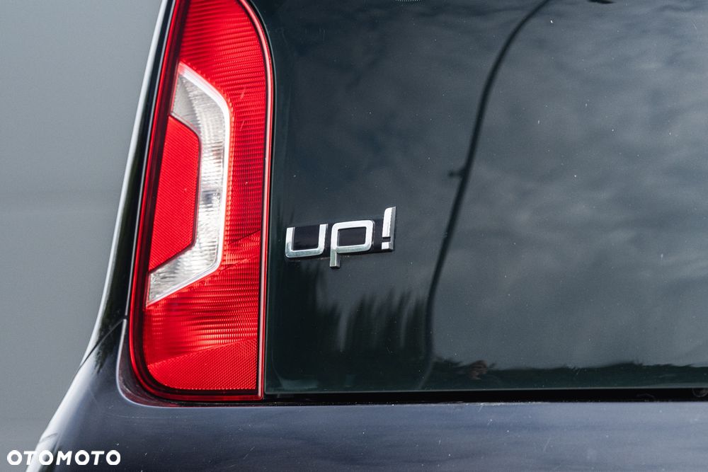 Volkswagen up! 1.0 black - 16