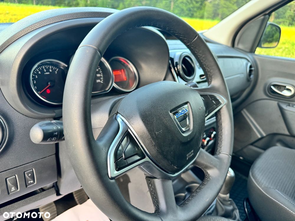 Dacia Dokker 1.6 SCe Celebration - 33