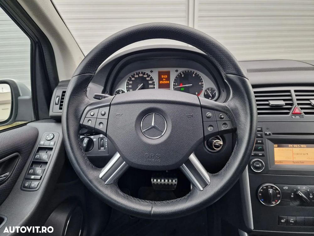 Mercedes-Benz B 200 CDI Autotronic - 4