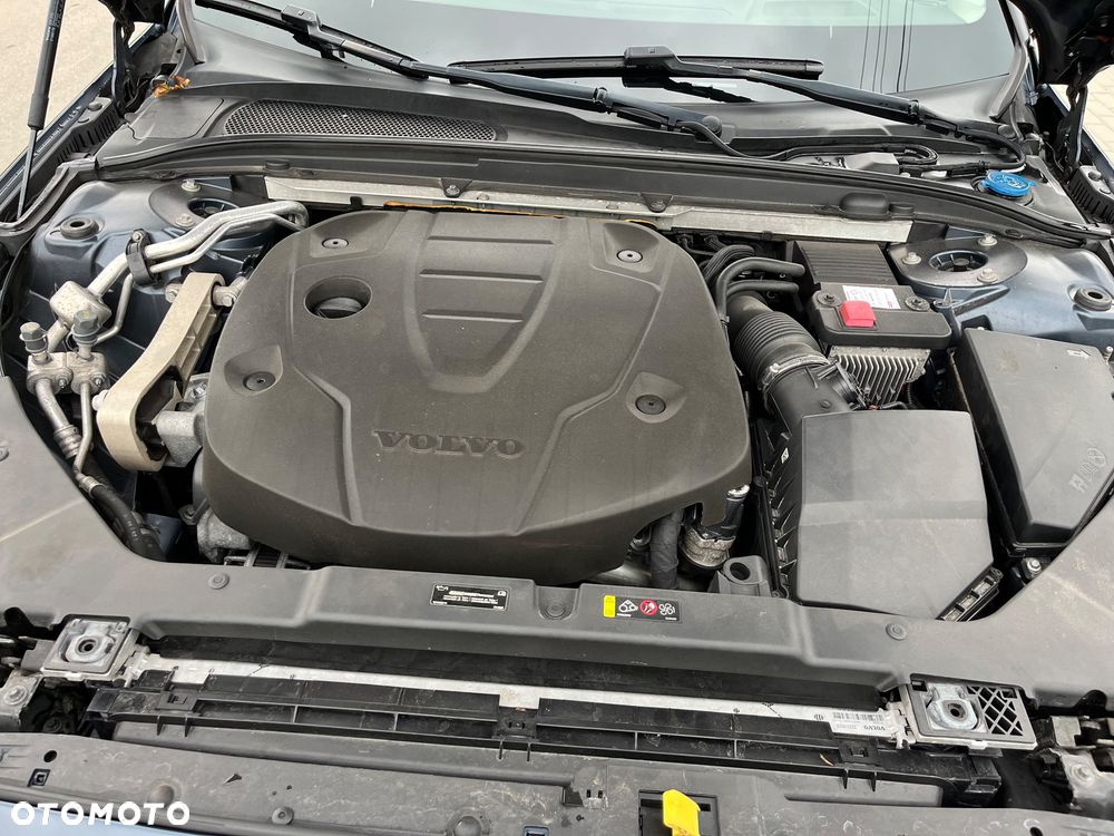 Volvo V60 Cross Country D4 AWD Geartronic Pro - 32