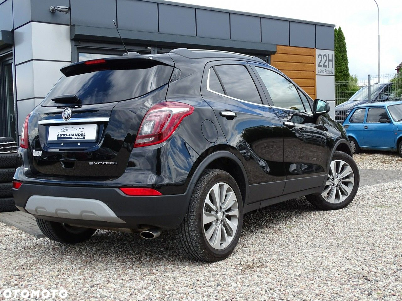 Buick Encore - 8