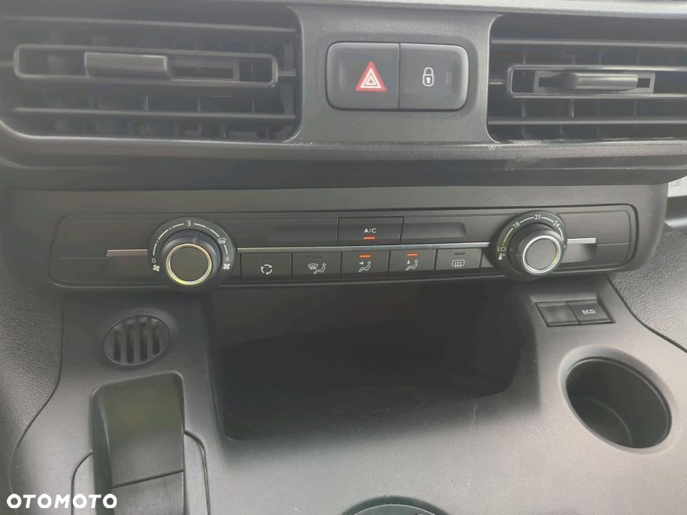 Toyota Proace City 1.2 D-4T Long 2,3t Active (bryg.) - 12