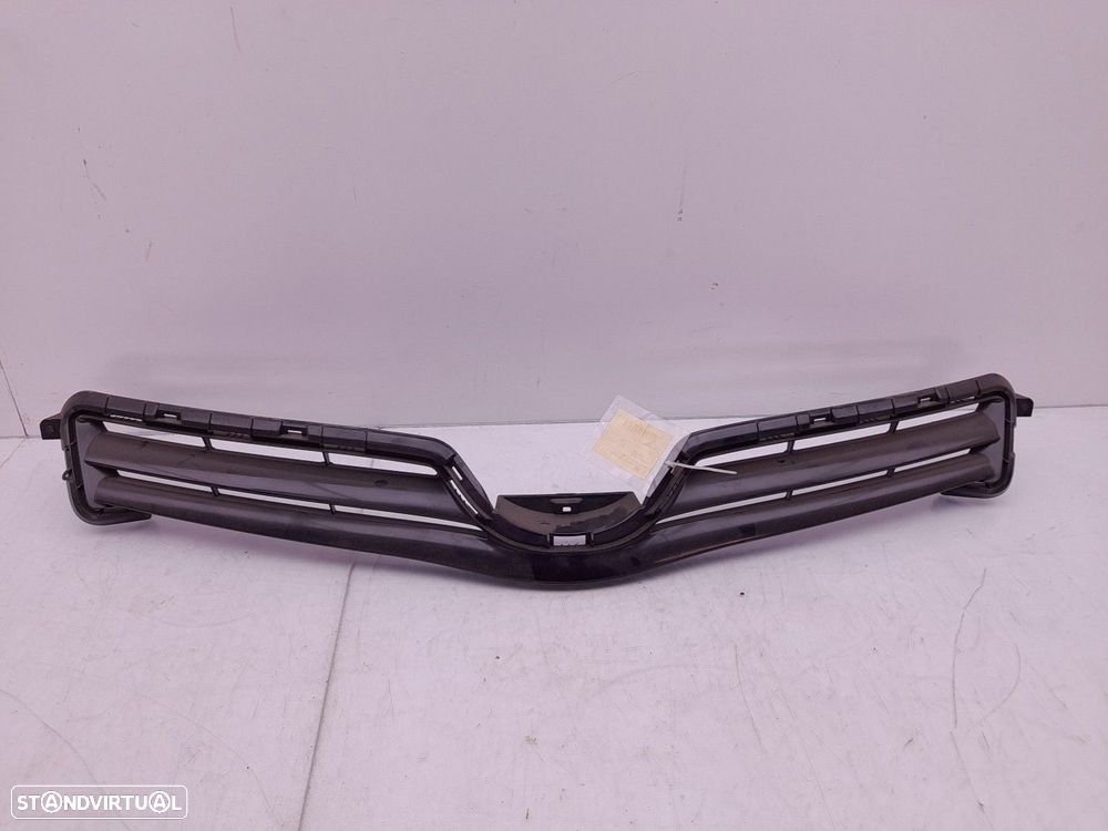 Grelha frente TOYOTA Auris Hatchback (_E15_) - 1
