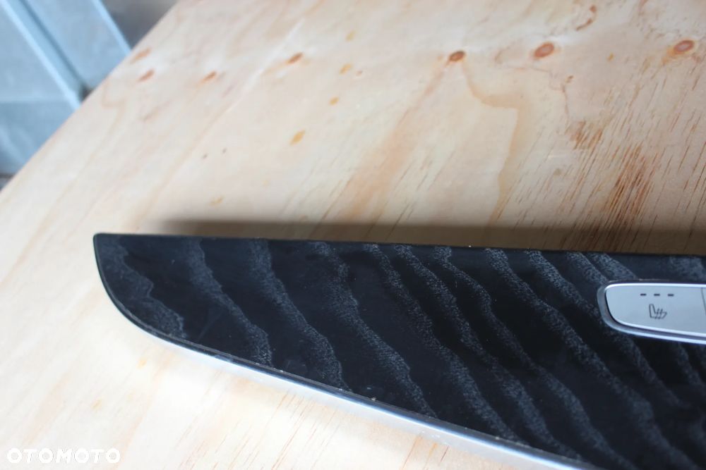 DEKOR DRZWI LEWY PRZÓD MERCEDES C KLASA W205 2018 - 7