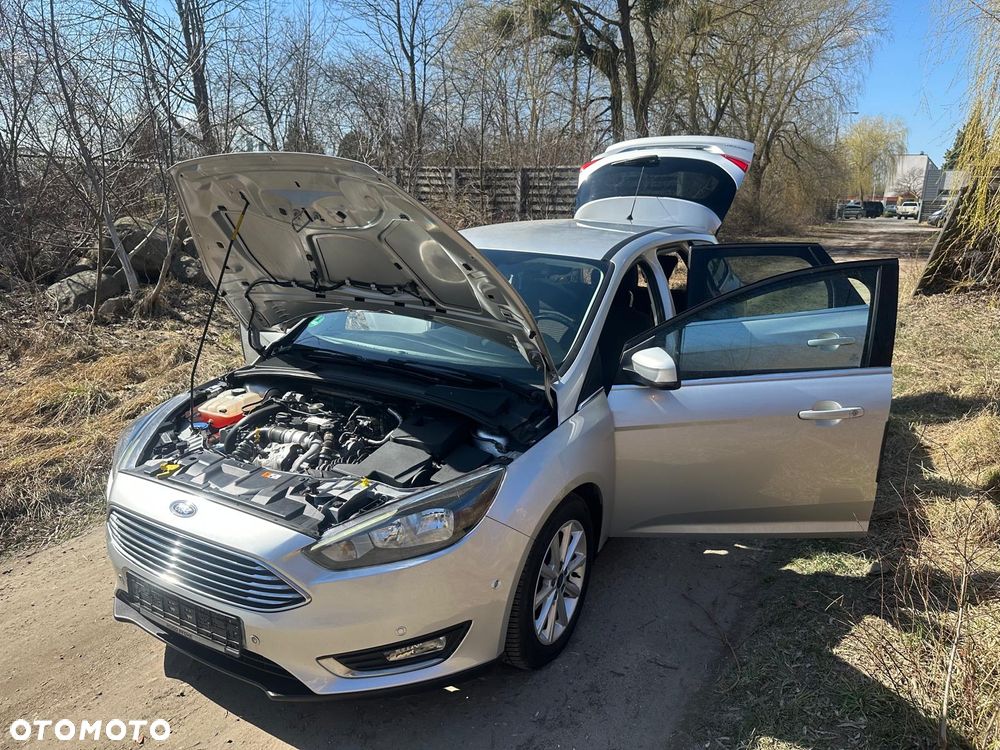 Ford Focus 1.6 TDCi DPF Start-Stopp-System Titanium - 16