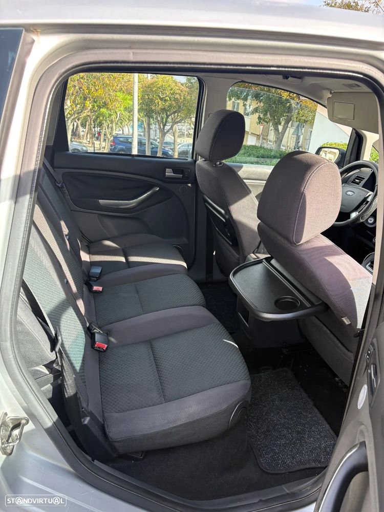 Ford C-Max 2.0 TDCi Titanium - 5