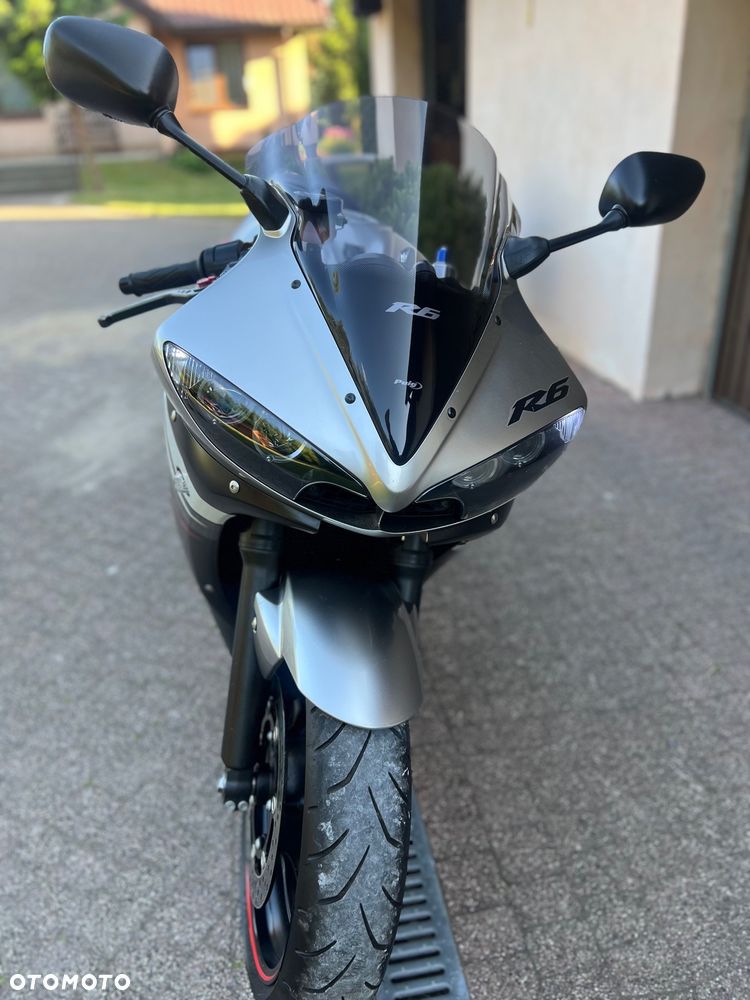 Yamaha R6 - 9