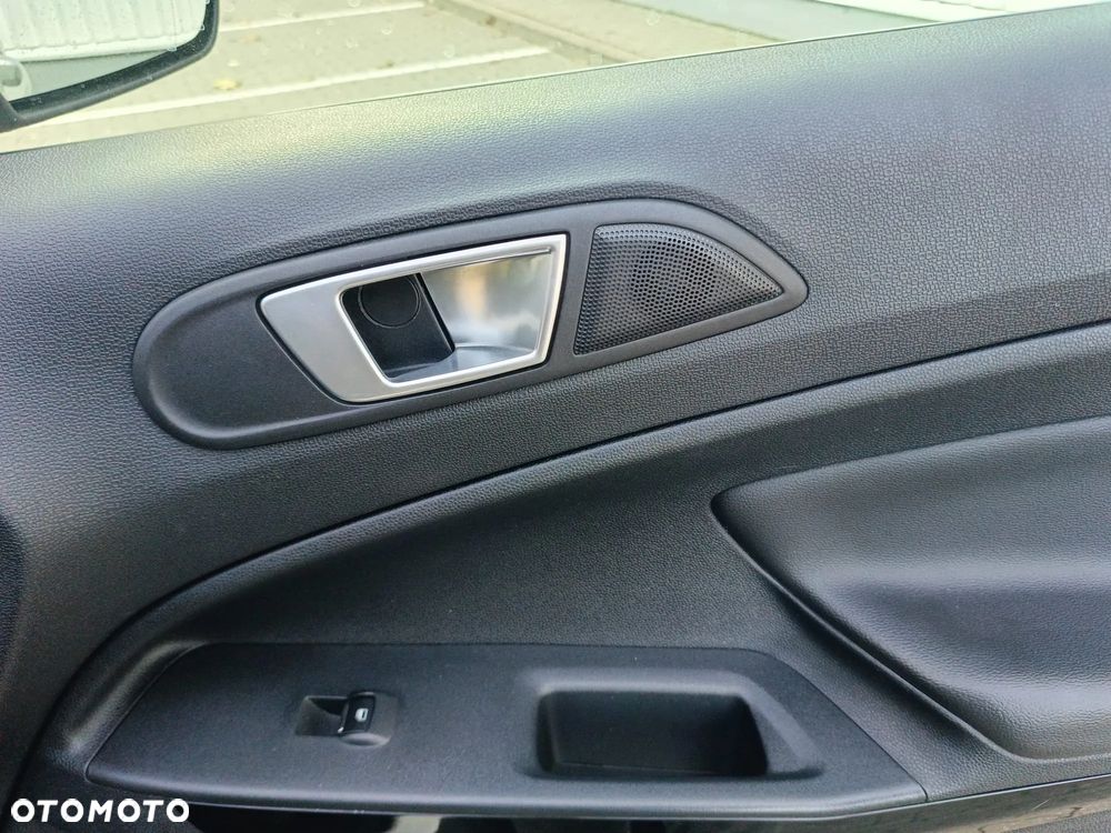Ford EcoSport - 6